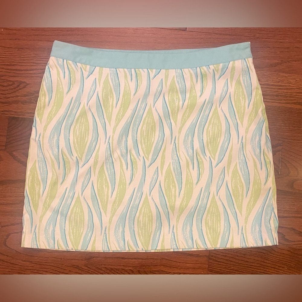 Greg Norman Collection Golf Skort Size 14 White/Teal/Green Side Zip Back Pocket
